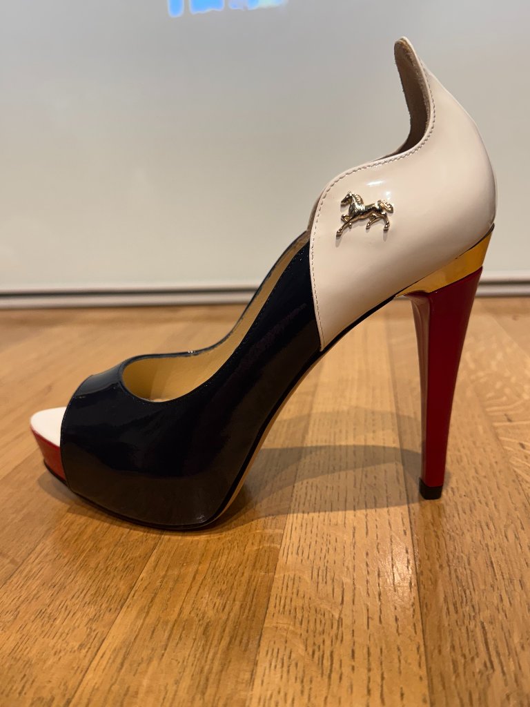 Nwot 4th Of July Cavalinho Heels 37